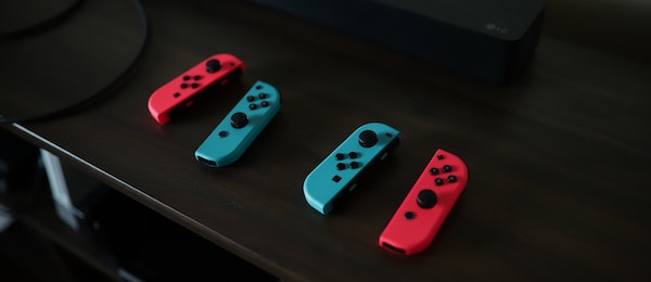 JoyCons — Photo by Caleb Woods on Unsplash