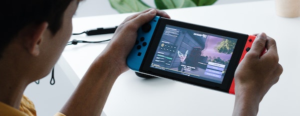 Nintendo Switch — Photo by SCREEN POST from Pexels